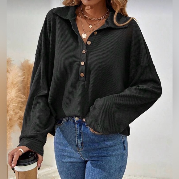 black vneck long sleeve top - Picture 1 of 4